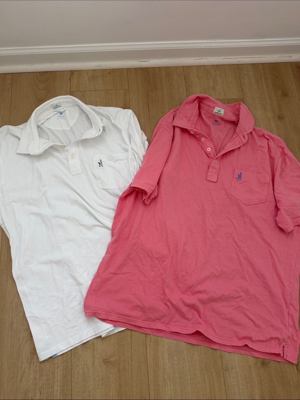 johnnie-O Polo Pair in White and Pink